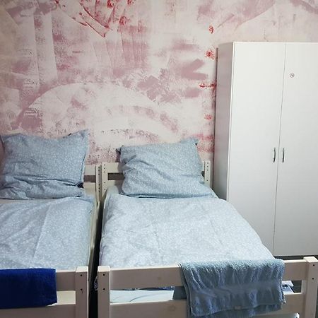 Monteurzimmer mit Gemeinschaftsbad in Brebach Saarbrücken Exterior foto