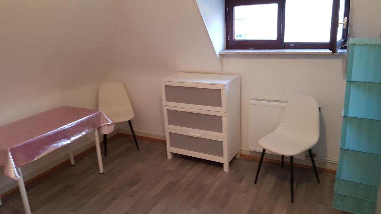 Monteurzimmer mit Gemeinschaftsbad in Brebach Saarbrücken Exterior foto