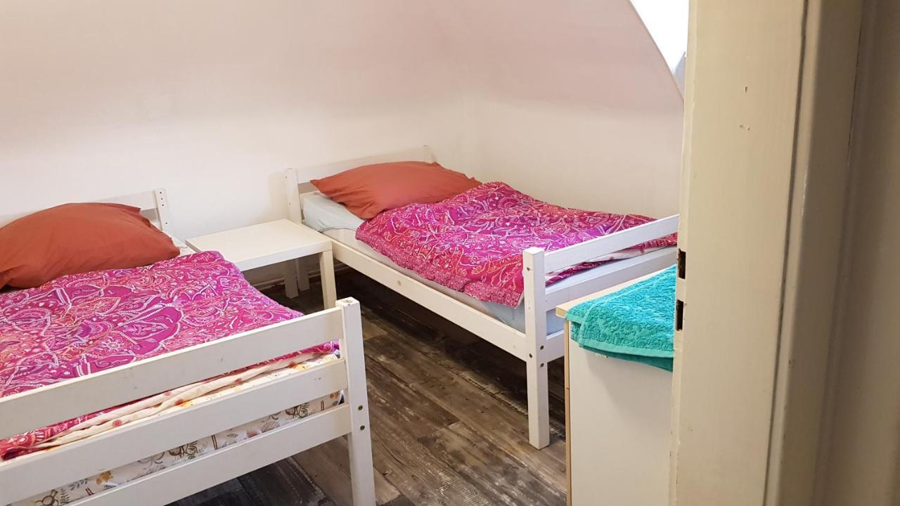 Monteurzimmer mit Gemeinschaftsbad in Brebach Saarbrücken Exterior foto
